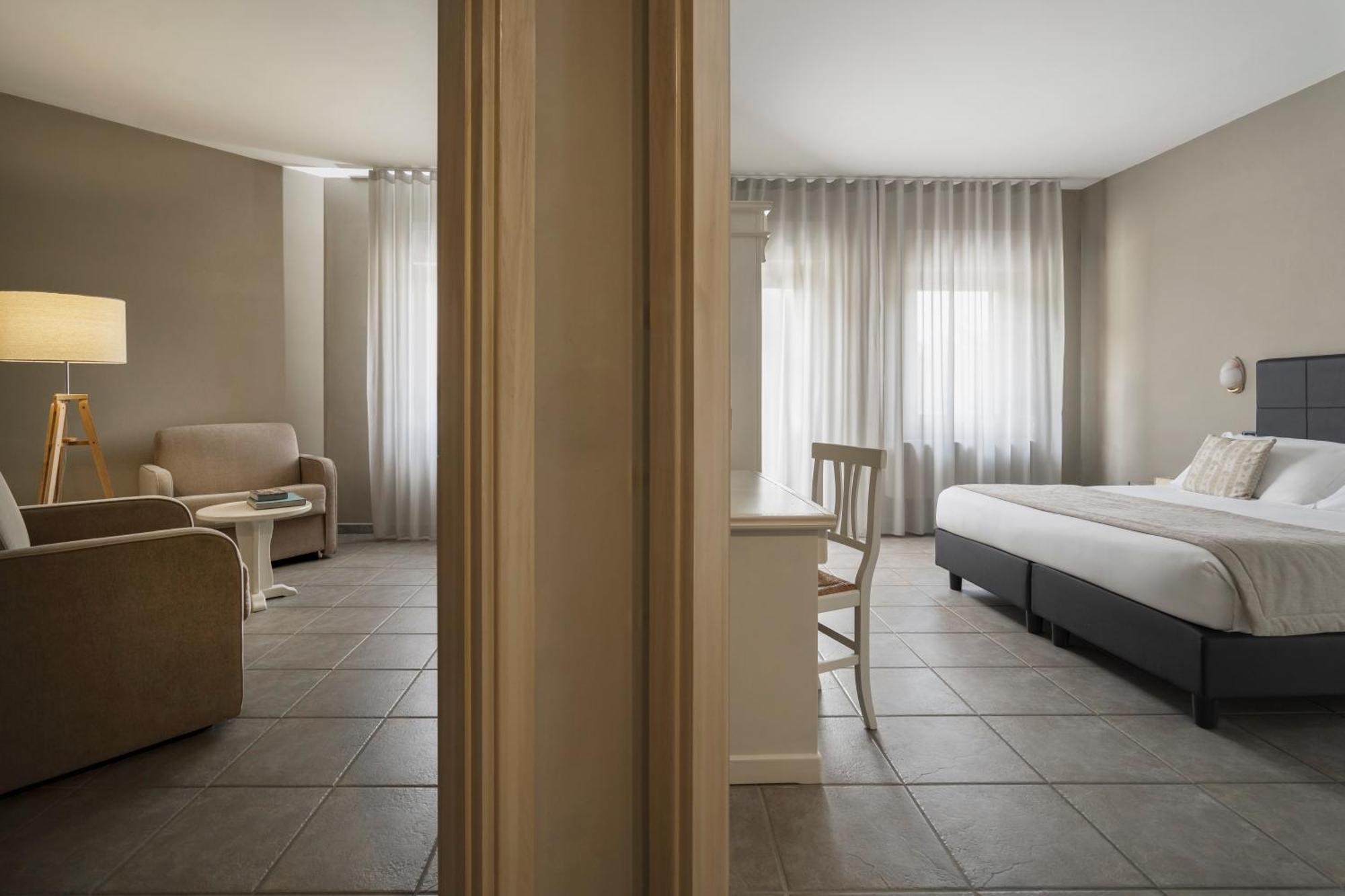 קסטל די סנגרו Hotel Don Luis מראה חיצוני תמונה