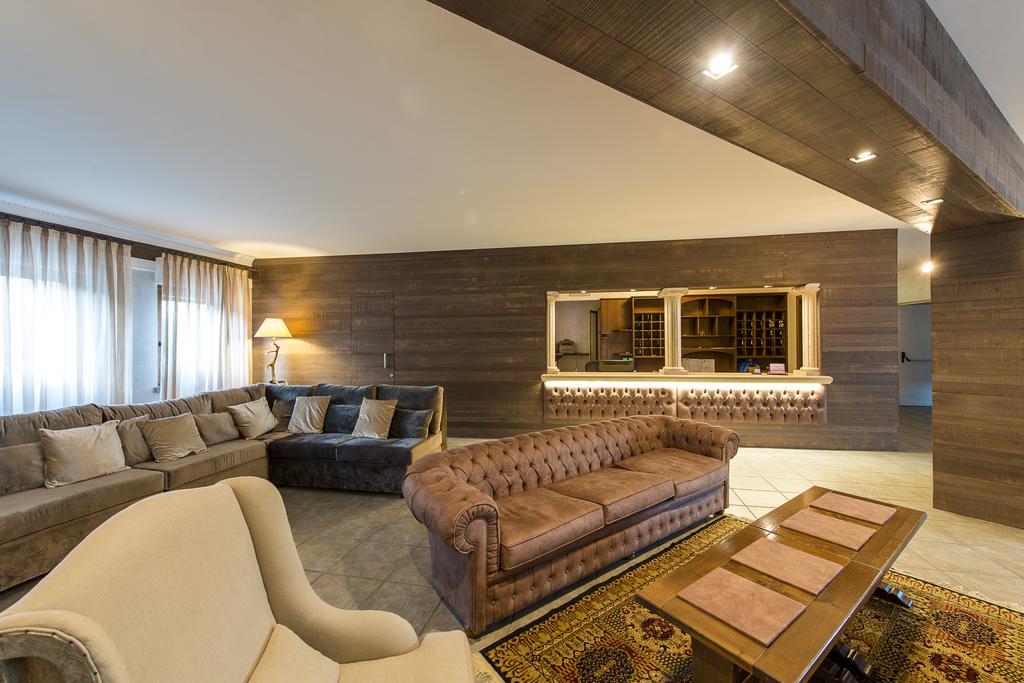 קסטל די סנגרו Hotel Don Luis מראה חיצוני תמונה